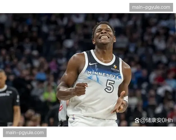 森林狼逆转雷霆战术复盘 爱德华兹关键封盖与三分锁定胜局 森林狼逆转雷霆战术复盘 爱德华兹关键封盖与三分锁定胜局