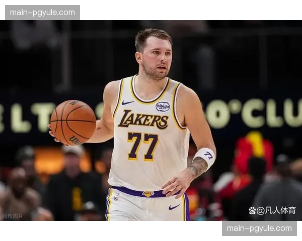 东契奇使用率过高引争议 湖人战术体系过度依赖其持球